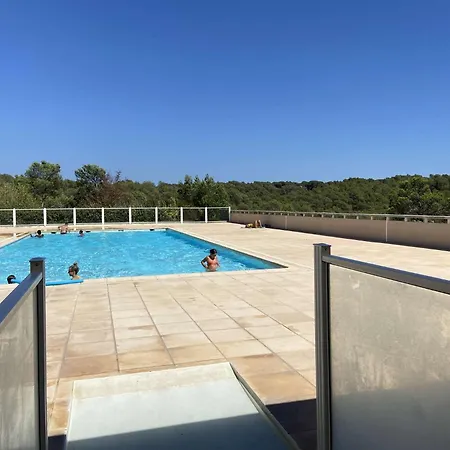 Apartment Rq010-e008 Appt 2 Pieces 4 Personnes Sur Argens